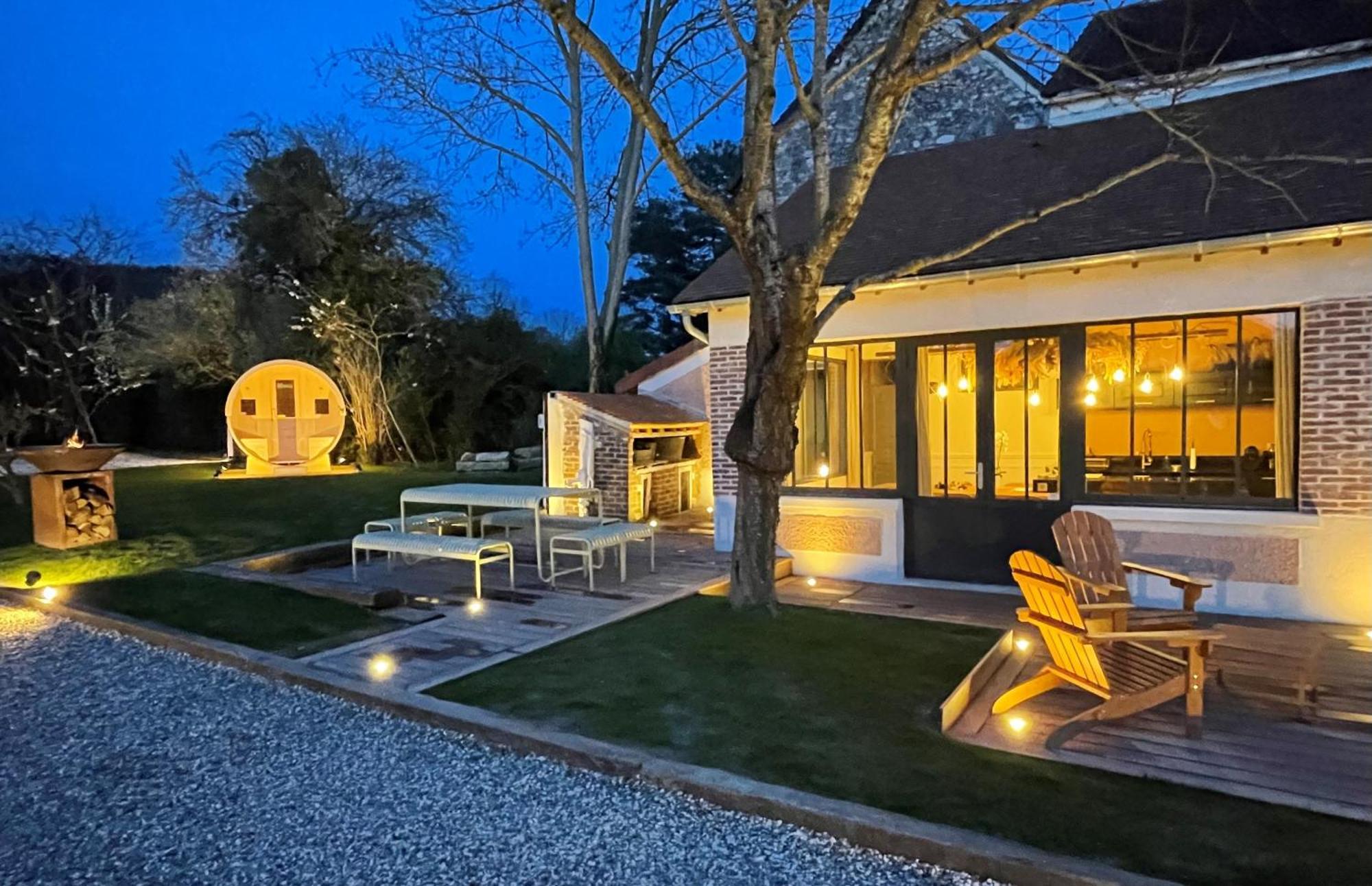 La Petite Maison De Giverny - Gite De Charme 5 Etoiles Au Coeur Du Village - 3 Chambres Zewnętrze zdjęcie
