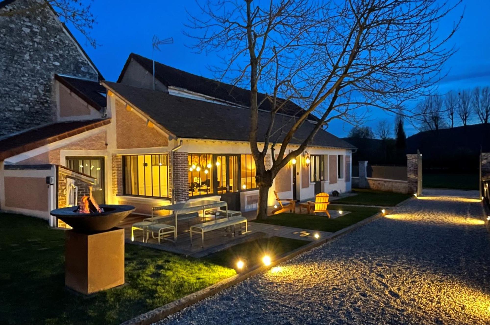 La Petite Maison De Giverny - Gite De Charme 5 Etoiles Au Coeur Du Village - 3 Chambres Zewnętrze zdjęcie